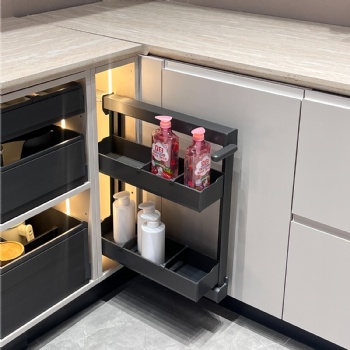 Narrow pullout drawer