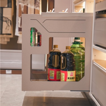 pullout spice drawer